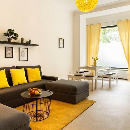 Modern 2 Bedroom Apartment In Berlin Schoeneberg Esterno foto