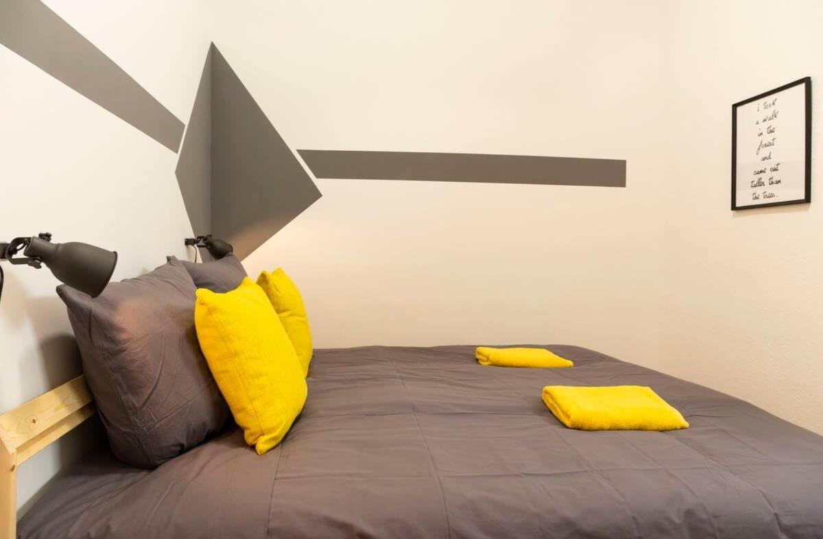 Modern 2 Bedroom Apartment In Berlin Schoeneberg Esterno foto